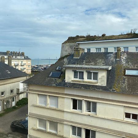 Hotel Restaurant L'Annexe Saint-Valery-en-Caux Exteriör bild